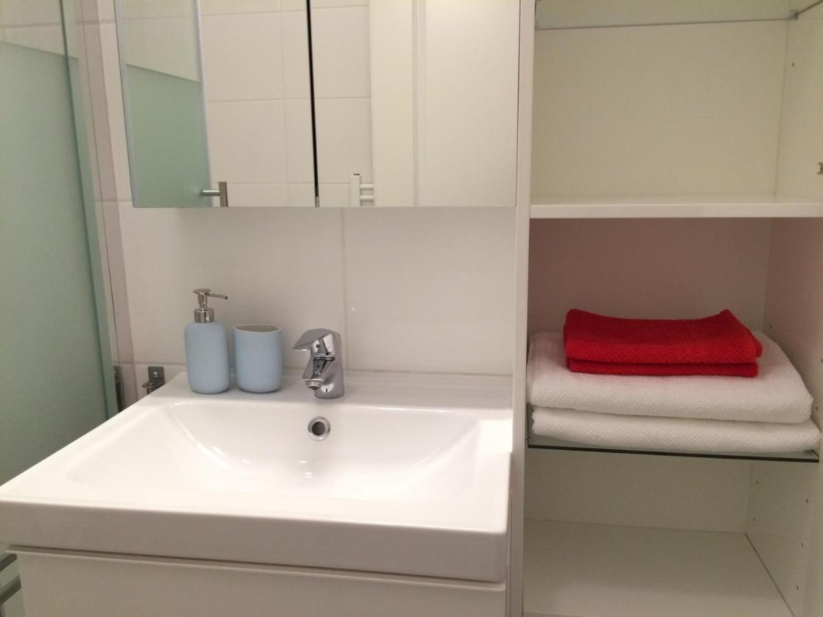 Studio U Parkplatz, Zentrale Ruhelage Neben Grünoase Apartment Wien
